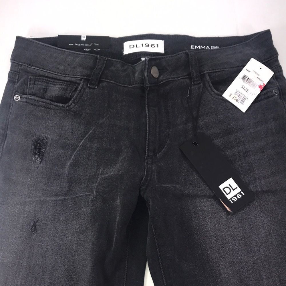 NWT DL1961 Smart Denin Jeans size 28